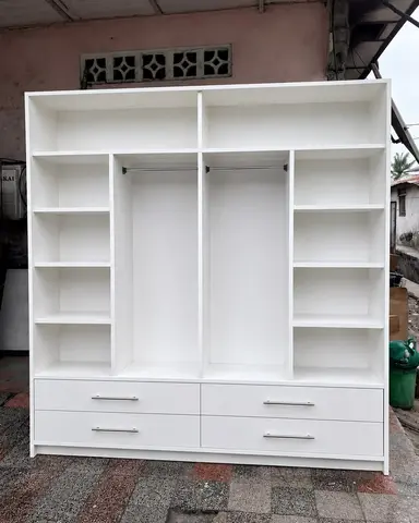 Miniature 1